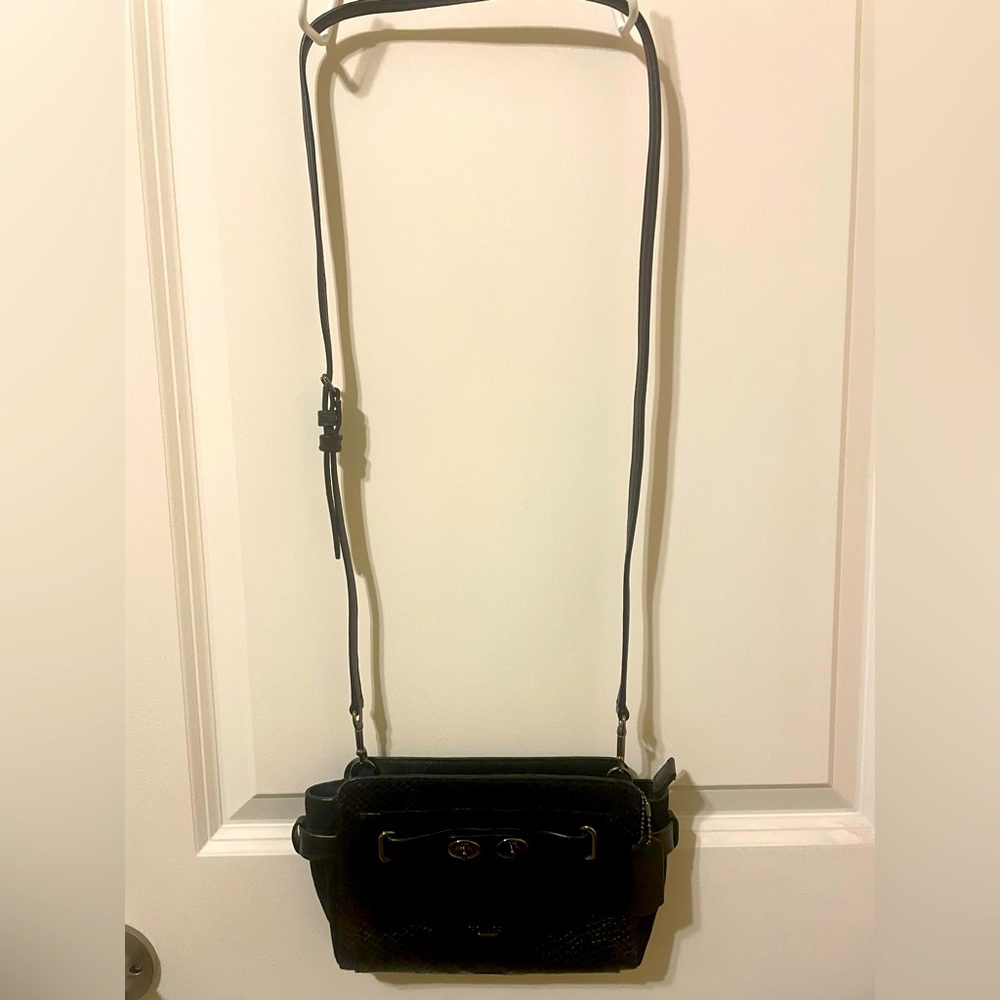 Excellent Condition COACH black leather and suede crossbody